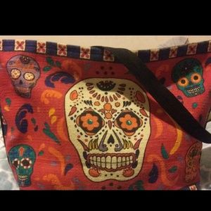 Boutique skull purse.